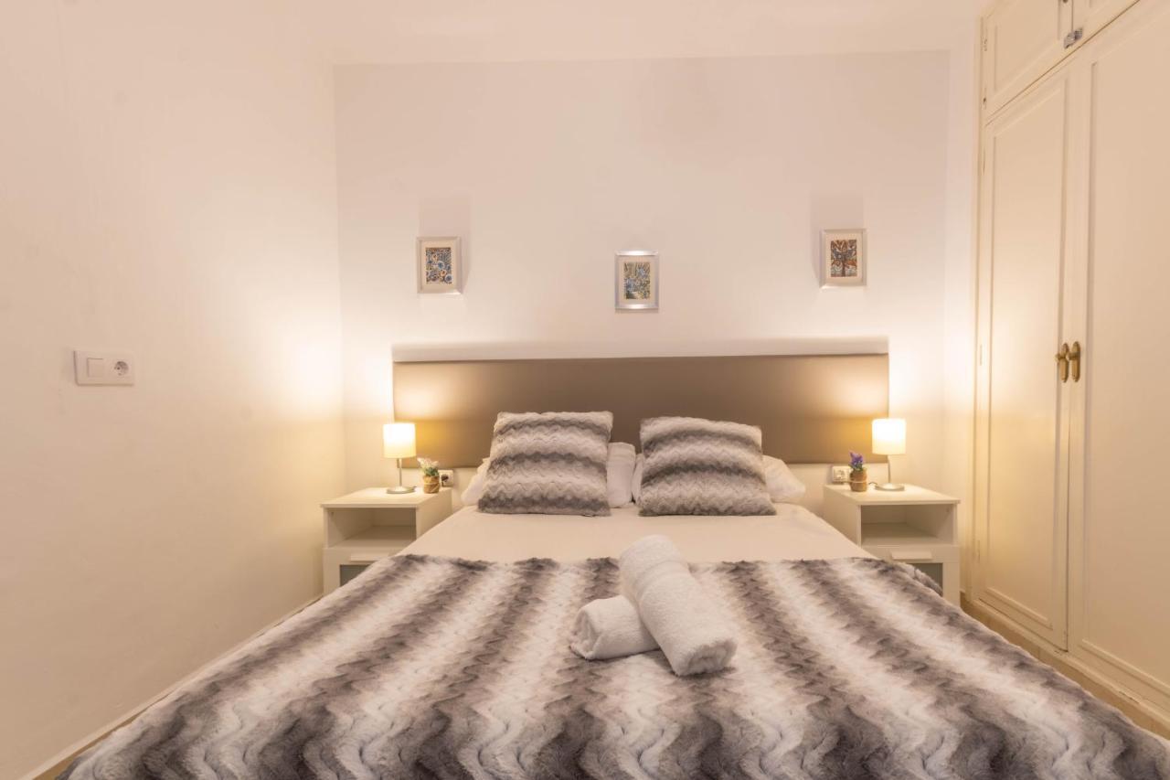 Apartamento Jardines De Murillo Sevilla Exterior foto